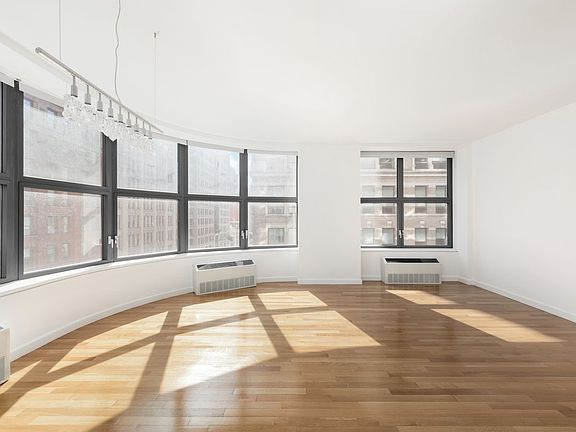 4th image of 240 Park Ave S APT 8A