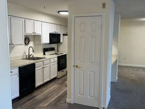 625 Admiral Dr Unit 205, Annapolis, MD 21401