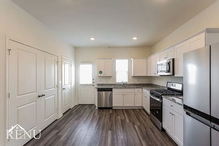 5250 Dawn Break St — Photo 6
