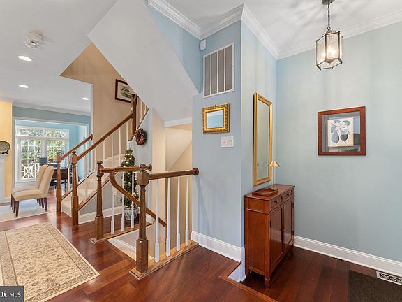 5th image of 10535 James Wren Way