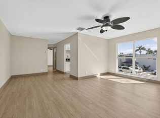 727 Hummingbird Way #6, North Palm Beach, FL 33408