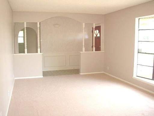 5th image of 16514 Burr Hill