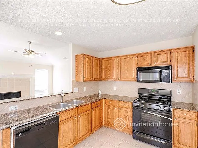 1340 Todd Dr — Photo 7