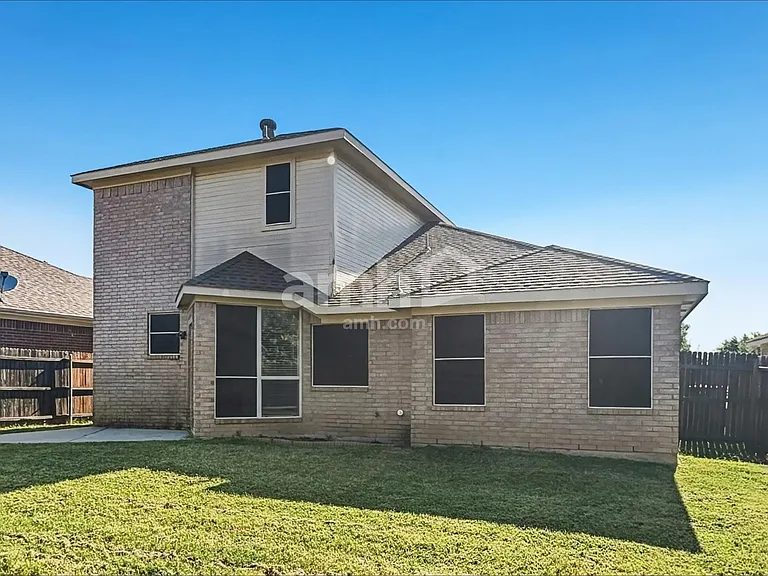 8551 Western Meadows Dr — Photo 16