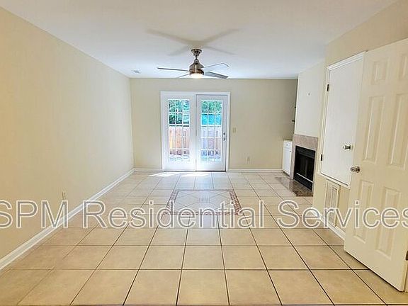 5th image of 5116 Lampost Cir