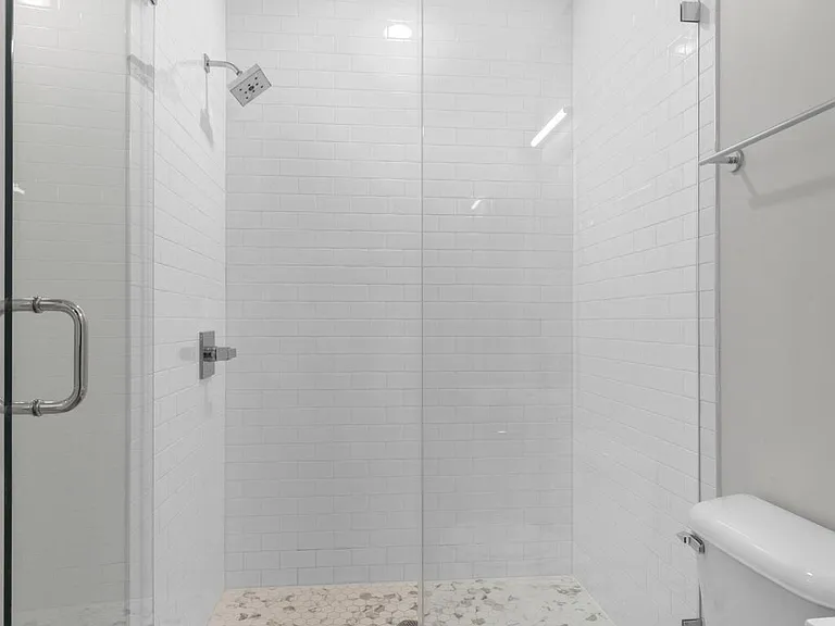 257 N 3rd St #2 — Photo 11