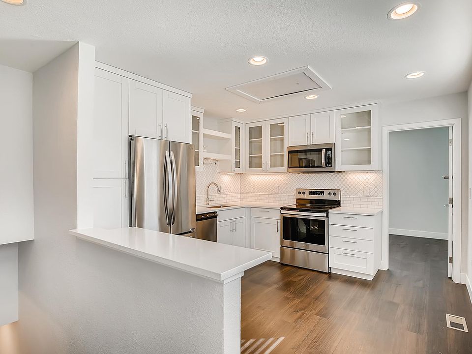 1st image of 3028 Arapahoe St #2