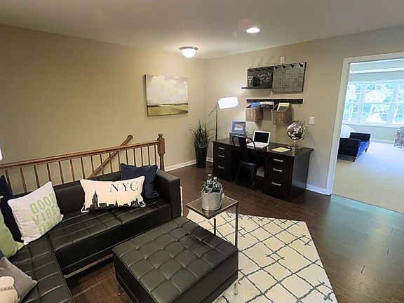 Versatile loft space