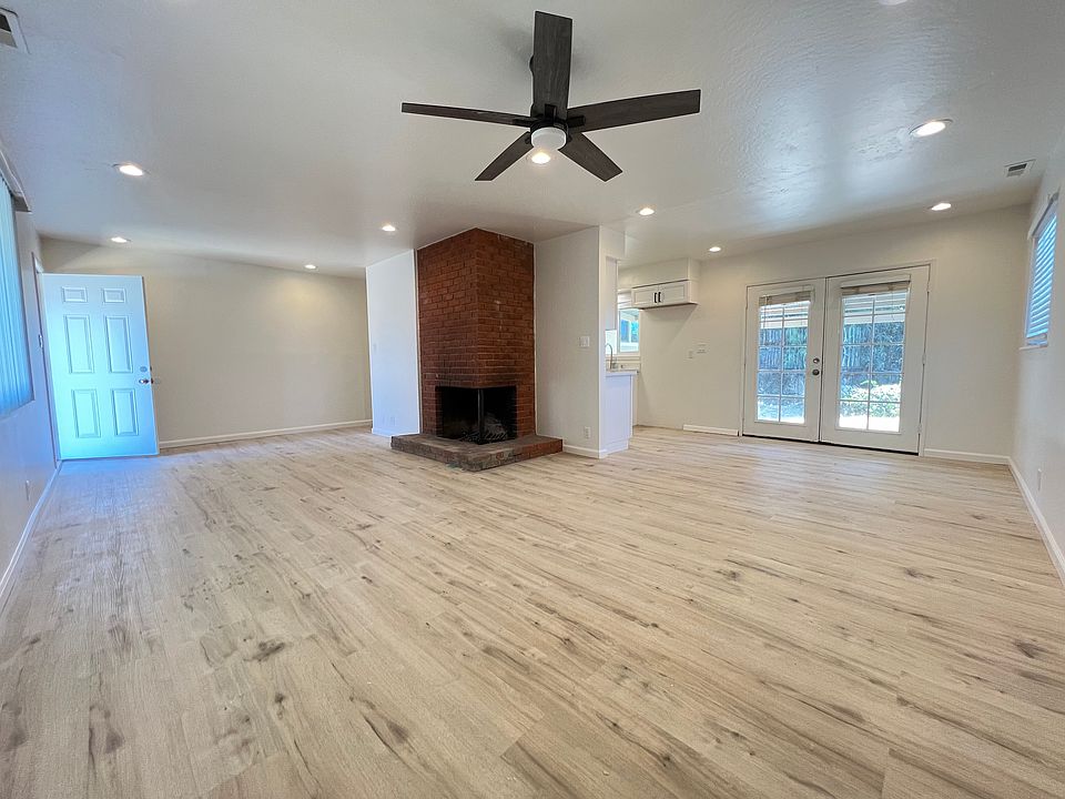 1st image of 1515 Sereno Dr