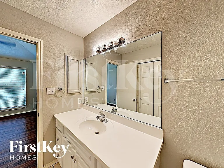 22914 Sherioaks Ln — Photo 7