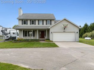 2381 Burke Rd, Fowlerville, MI 48836