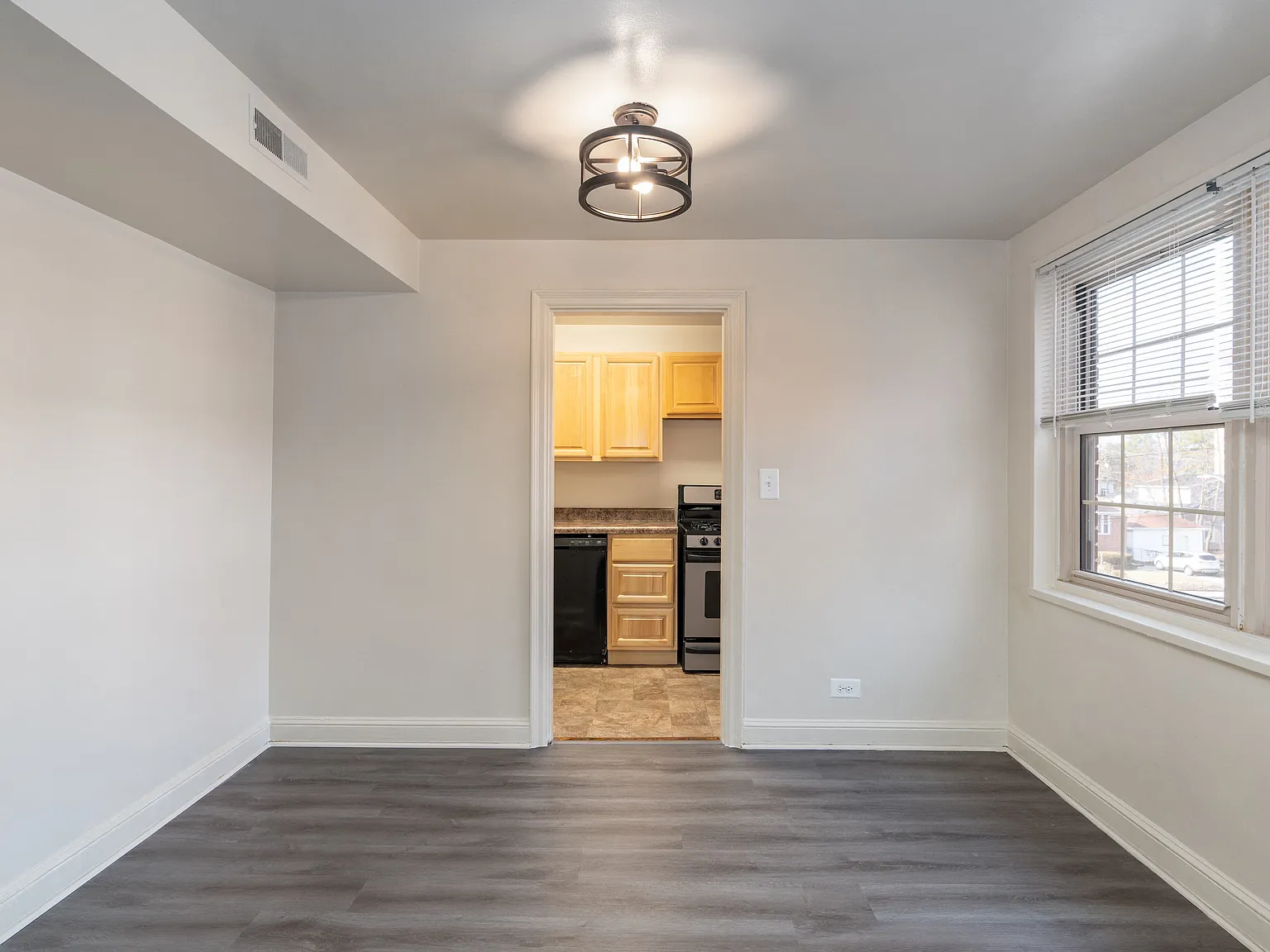 Samester Apartments — Photo 2
