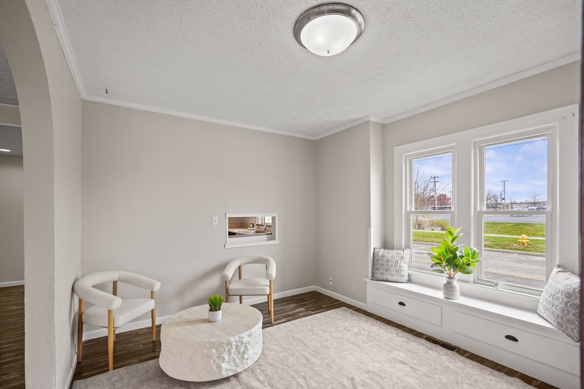 next background image