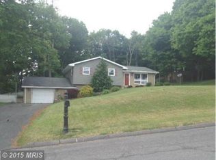 17 Greenbriar Ct, Frostburg, MD 21532