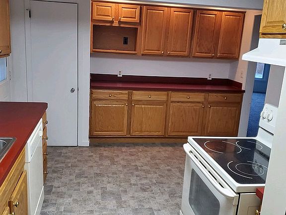Kitchen with lots of storage