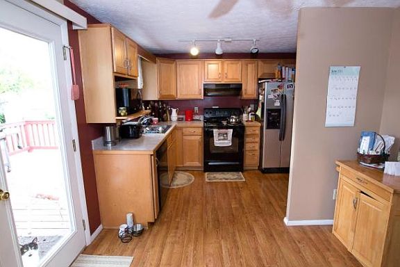 4th image of 1291 Clove Ct