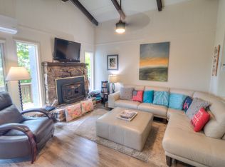 112 Northridge Ln, Banner Elk, NC 28604