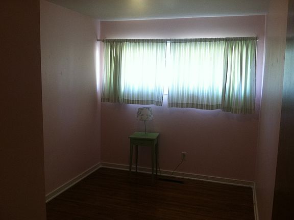 5th image of 2860 Rebecca St
