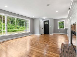 582 Wethersfield St, Rowley, MA 01969