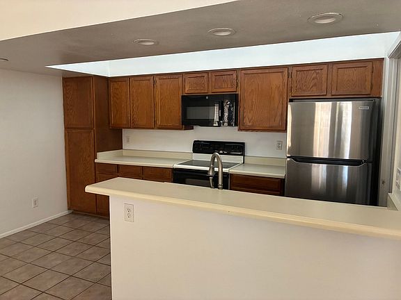 4th image of 1432 W Emerald Ave Unit 738