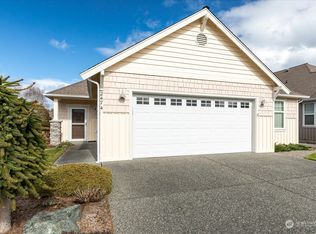 2474 SW Winchester St, Oak Harbor, WA