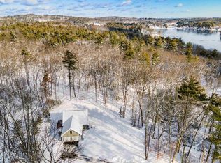 29 3rd St, Windham, NH 03087