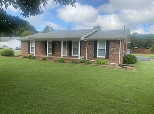 527 Spring Valley Rd, McMinnville, TN 37110