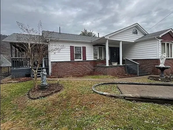 2222 Robin Ave, East Bank, WV 25067