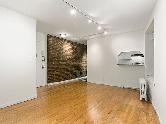 2nd image of 337 W 21st St APT A