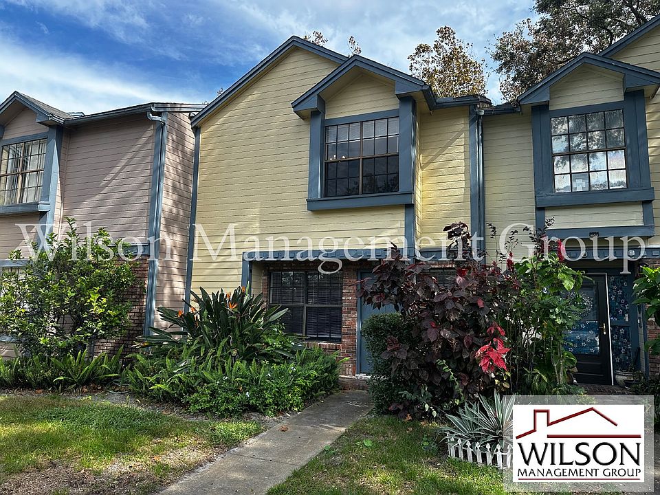 1st image of 2987 Embassy Ct