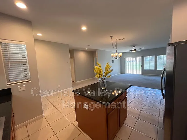 82368 Lancaster Way — Photo 30