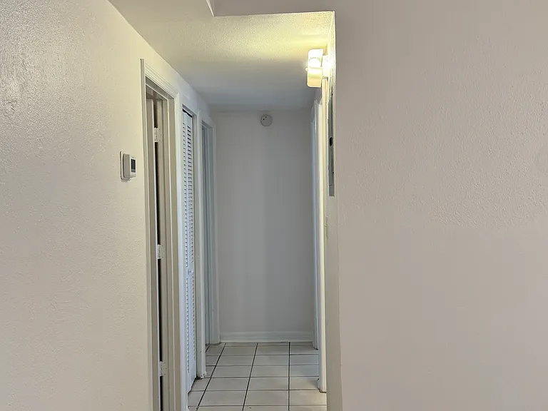 9223 W Patterson St — Photo 4