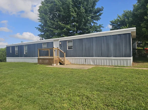 700 N Broadway St, Louisburg, KS