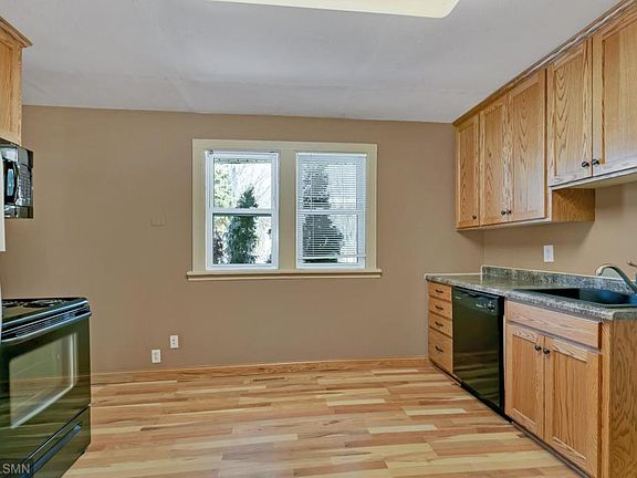 3rd image of 2118 Cooper Ave N
