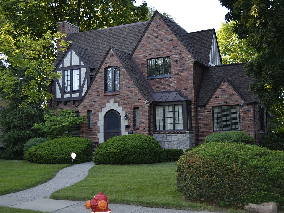 1st image of 4202 Arlington Dr