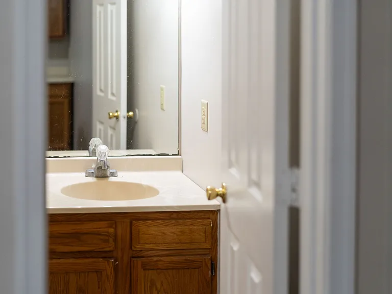 116 Carman Ave #5A — Photo 14