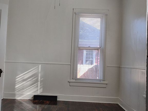 5th image of 1542 10th Ave