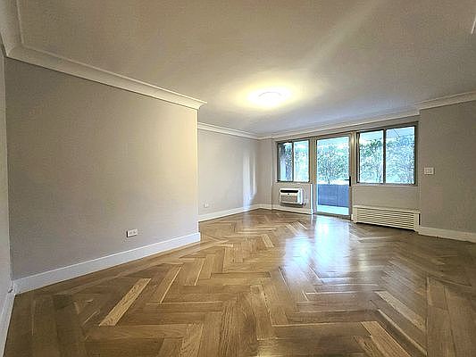 1st image of 70 W 93rd St #2J