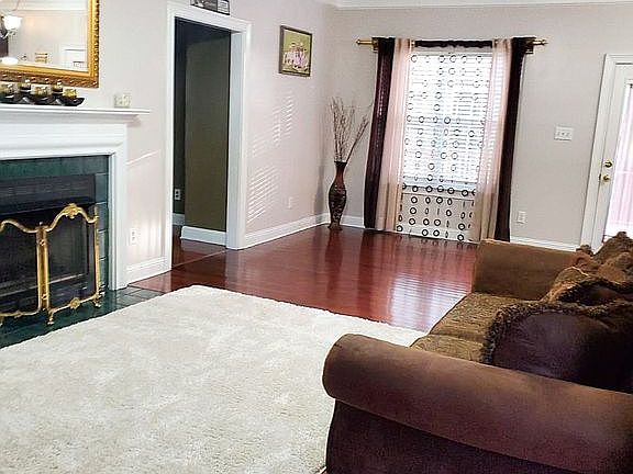 4th image of 3935 Willow Bend Trl NW