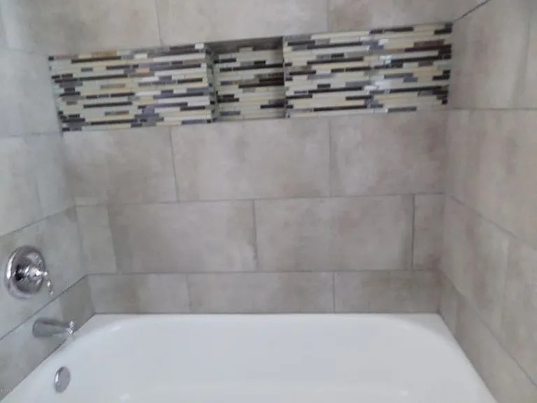 10427 N 10th St #3 — Photo 11