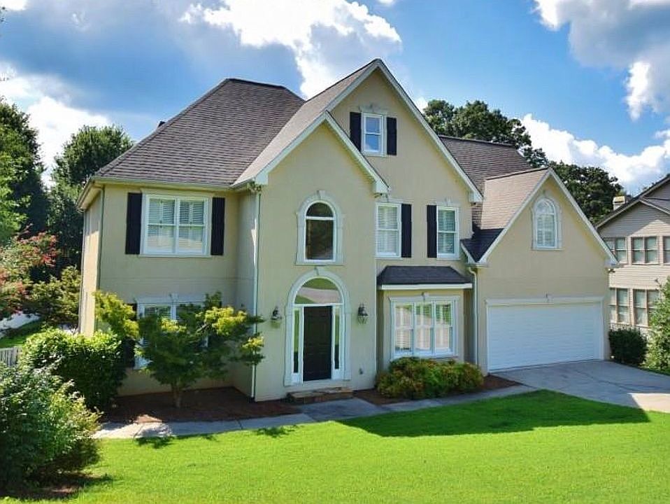 Front yard 