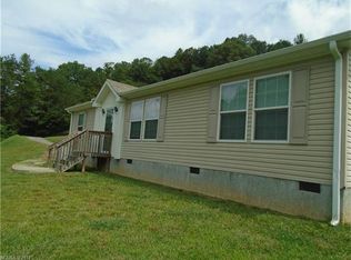 175 Buckner Branch Rd, Barnardsville, NC 28709