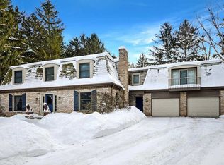 7831 Pinehurst Rd, Woodbury, MN 55125