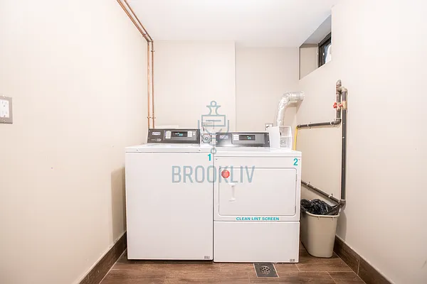 Rented by null | media 27