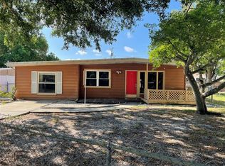 1613 Scott St, Clearwater, FL 33755