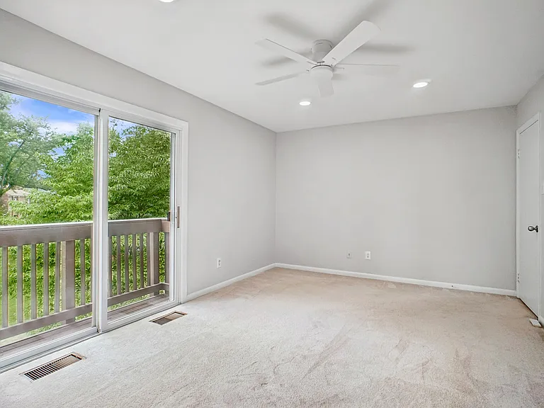 5128 Cliffhaven Dr — Photo 36