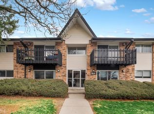 15A Kingery Quarter APT 203, Willowbrook, IL 60527
