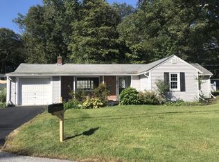 5 Rockridge Rd, Framingham, MA 01701