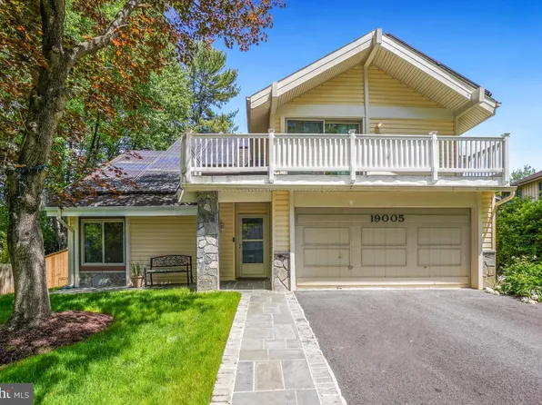 19005 Harkness Ln, Gaithersburg, MD 20879