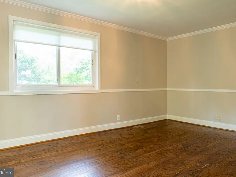 2031 Hillside Dr — Photo 17